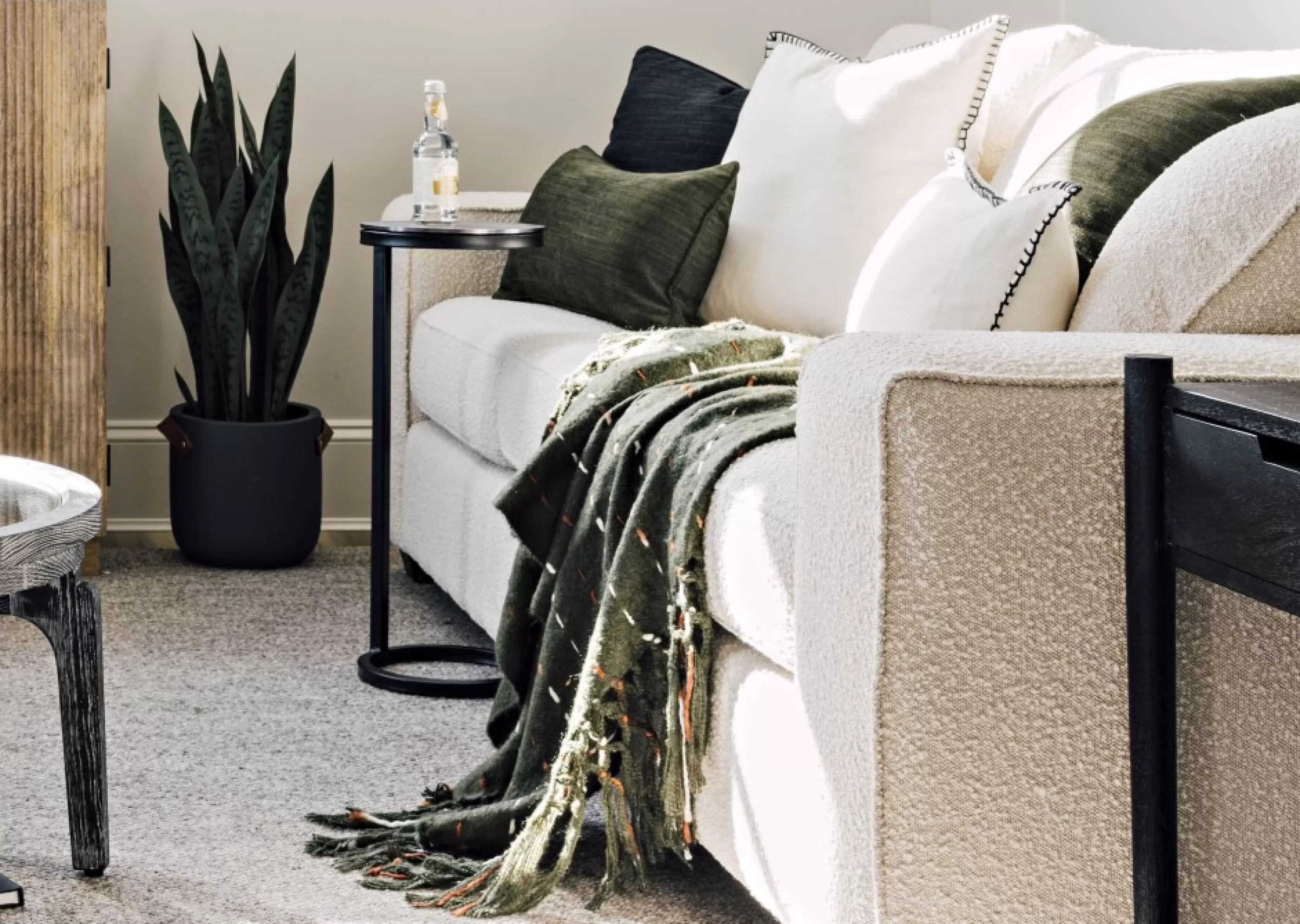 unavailable Side Tables*Bueno Recycled Metal Accent Table -Carbon