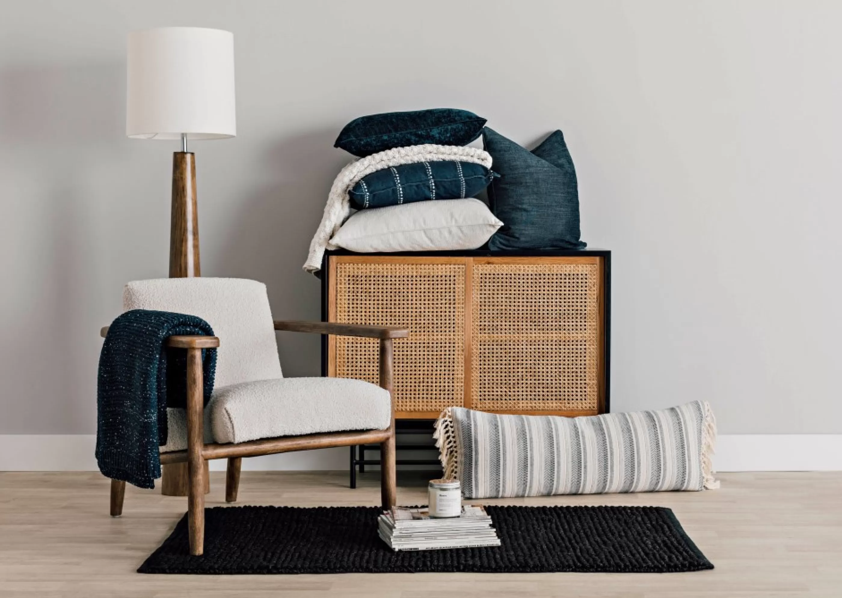 Urban Barn Pillows*Clooney Pillow 24"X24"