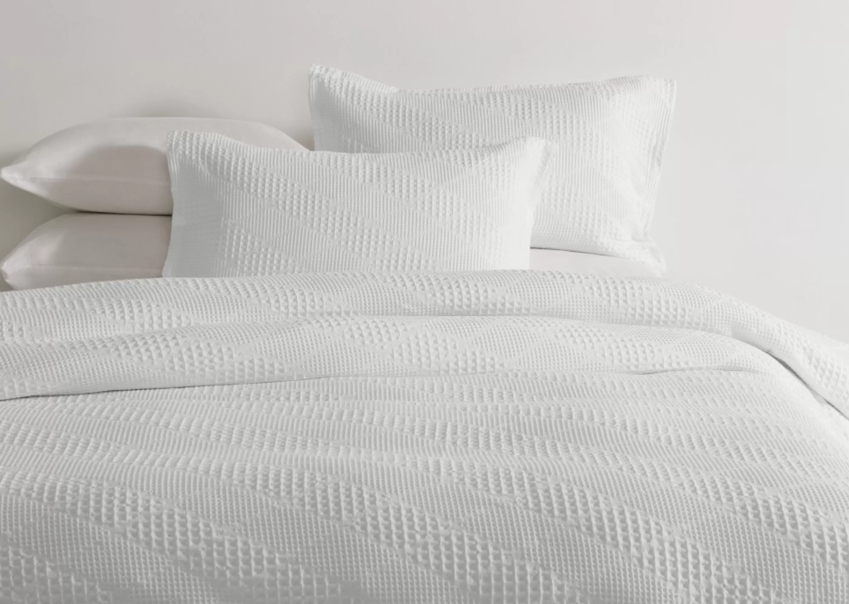 unavailable Bed Linens*Sinclair Duvet Sets - White